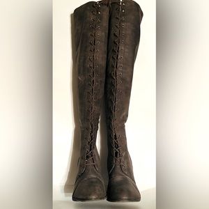 West Blvd Knee High Lace up Boot , Size 11 , Heeled Knee High boots : Fall boots